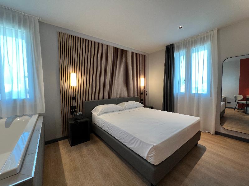 Hotel Leonessa image