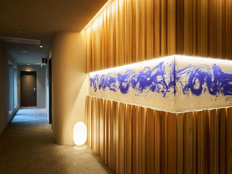 Neon Hotel Ishitaya