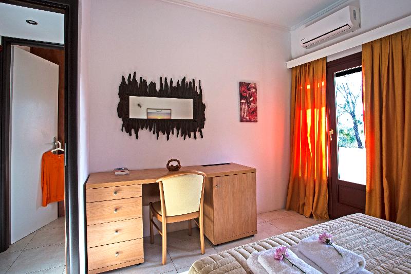 The Birds Villa Included Free Car Rental image