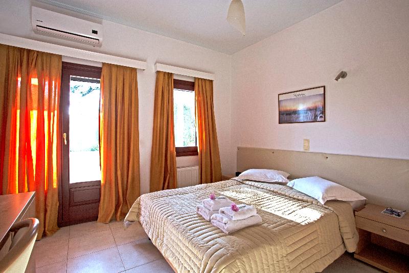 The Birds Villa Included Free Car Rental image