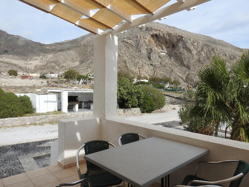 The Birds Villa Included Free Car Rental image