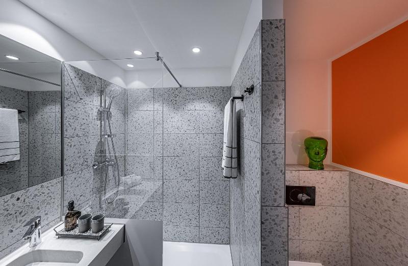 Loginn Hotel Berlin Airport - Alojamientos en BERLIN - SCHÖNEFELD AIRPORT