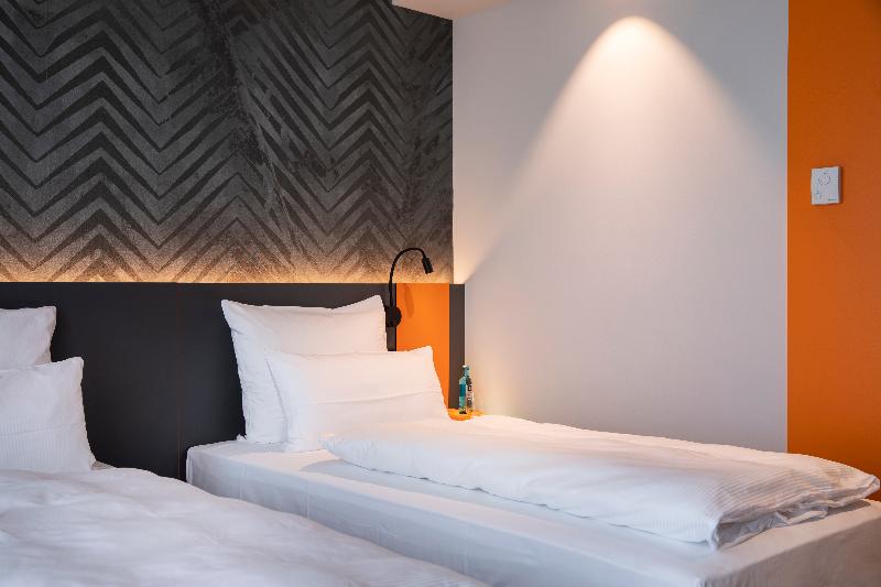 Loginn Hotel Berlin Airport - Alojamientos en BERLIN - SCHÖNEFELD AIRPORT