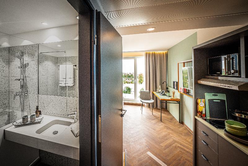 Loginn Hotel Berlin Airport - Alojamientos en BERLIN - SCHÖNEFELD AIRPORT