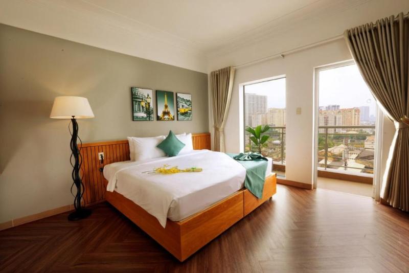 Happy Life Green Hotel image