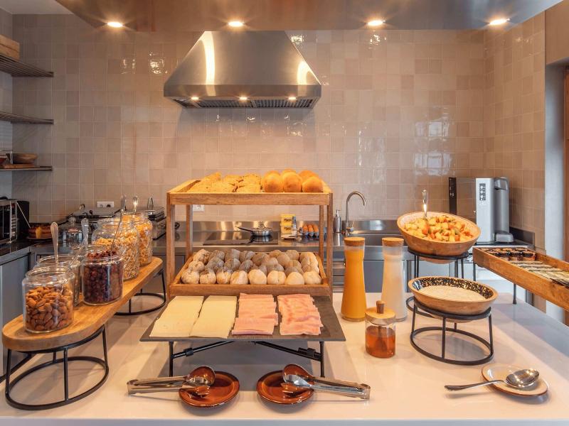 Authentic Tavira Hotel image