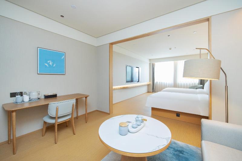 Ji Hotel Tongxiang South Qingfeng Road image