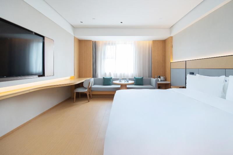 Ji Hotel Tongxiang South Qingfeng Road image