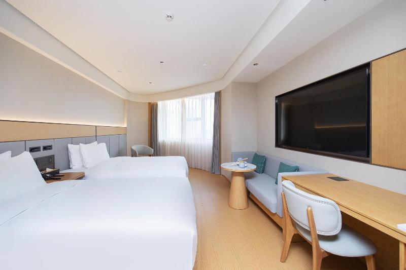 Ji Hotel Tongxiang South Qingfeng Road image