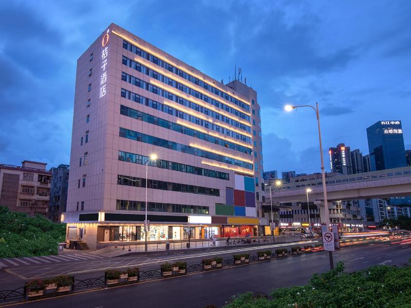 Orange Hotel Shenzhen Longhua Metro Station image