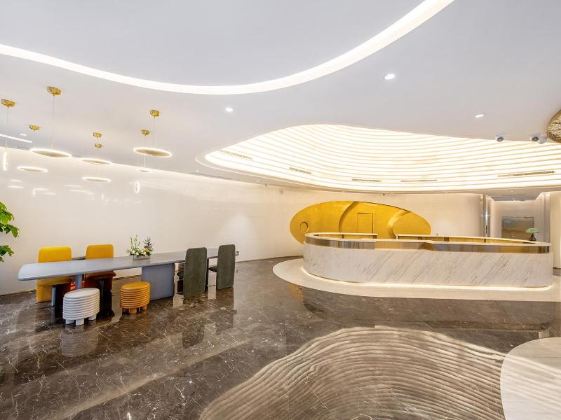 Orange Hotel Shenzhen Longhua Metro Station image