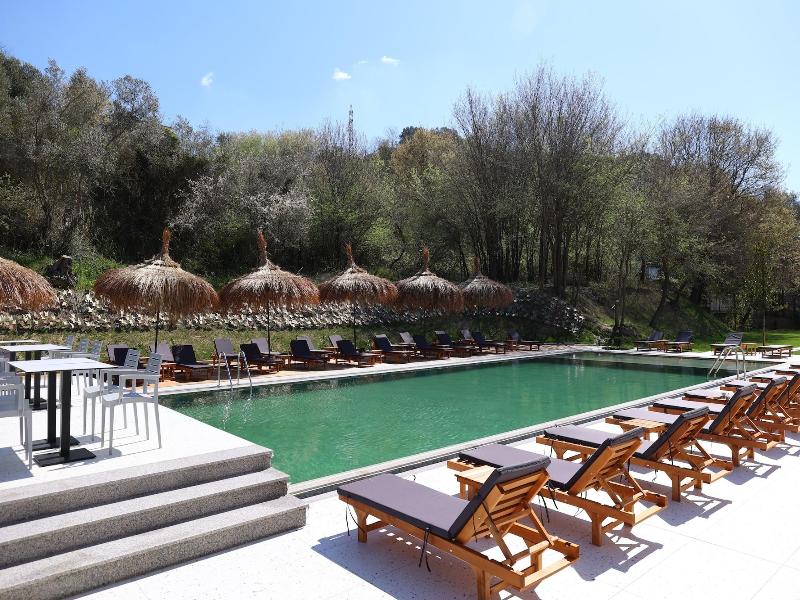 Padel Olivia's Hill Resort image