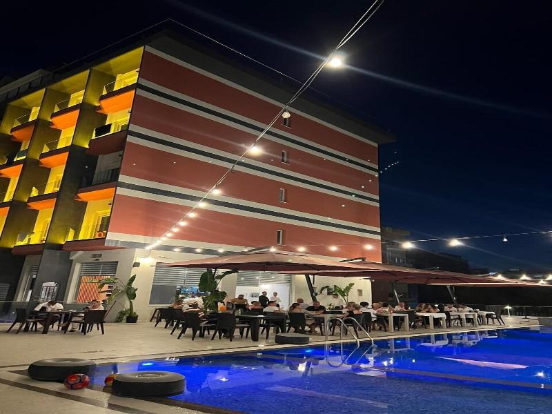 Padel Olivia's Hill Resort image
