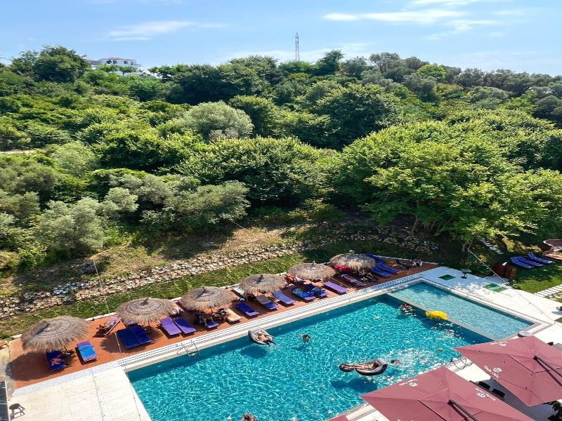 Padel Olivia's Hill Resort image