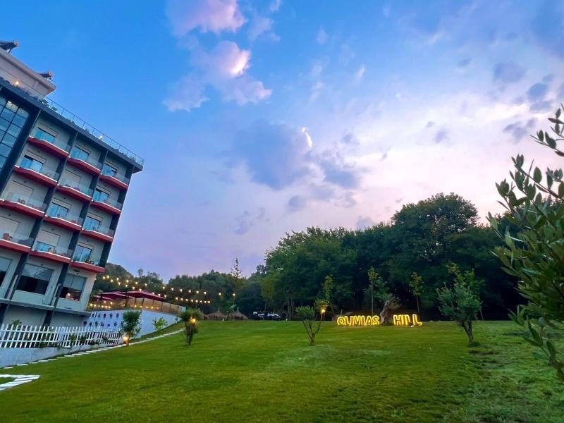 Padel Olivia's Hill Resort image
