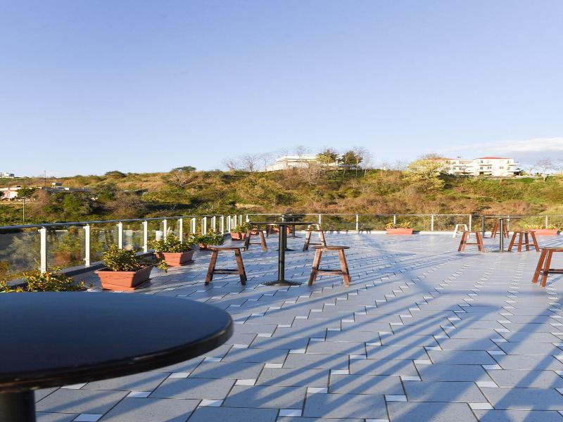 Padel Olivia's Hill Resort image