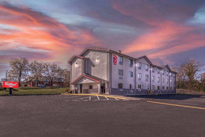 Red Roof Inn Suffolk