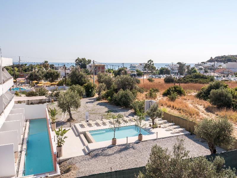 Nikos BnB
