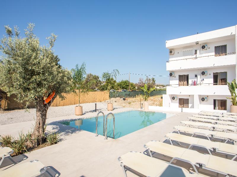 Nikos BnB