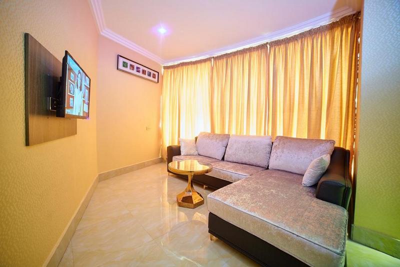 Corinthia Villa Hotel image