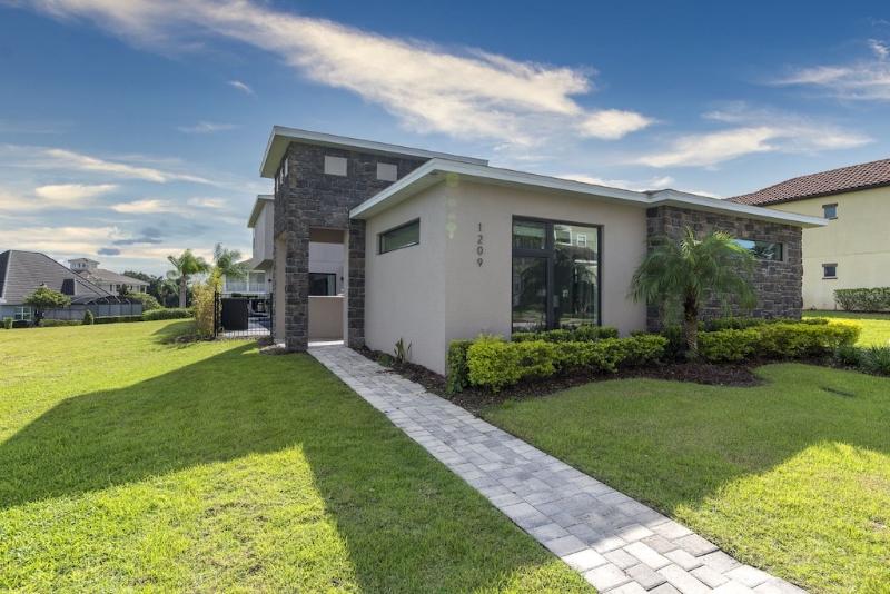 Disney Area Larger Homes — photo 3