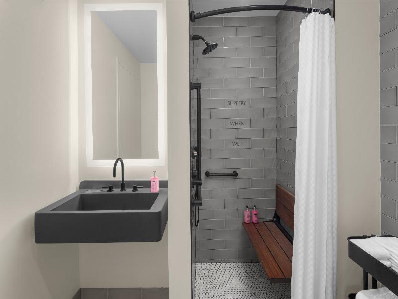Moxy NYC Downtown image