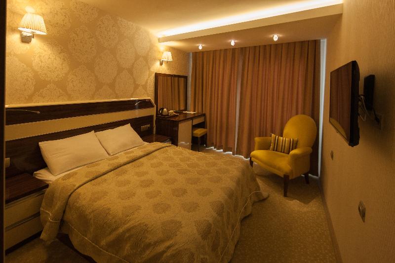 Armin Otel image