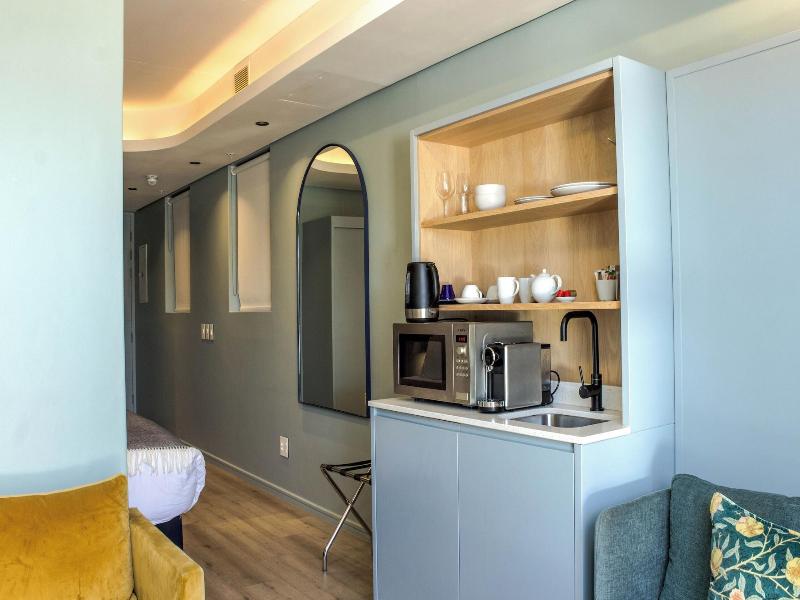 The Quarter Apartments image