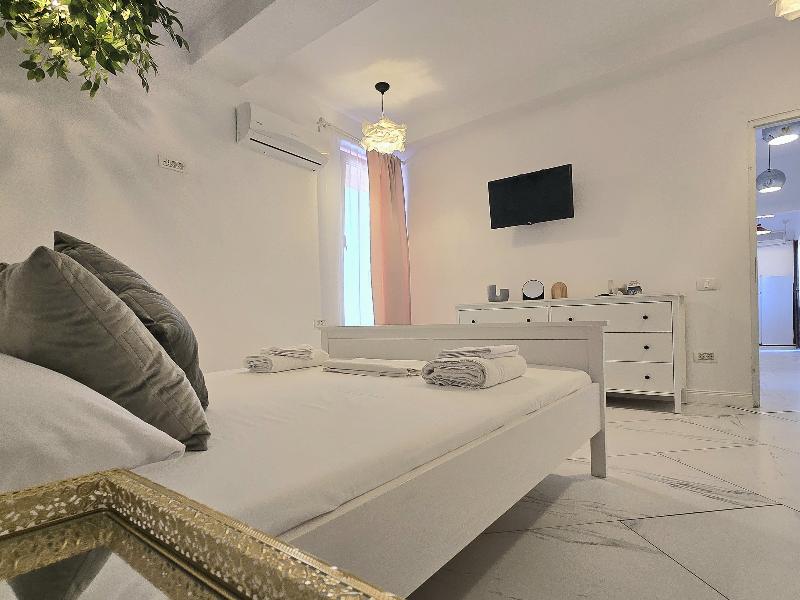 Hostel Cazino Nord image