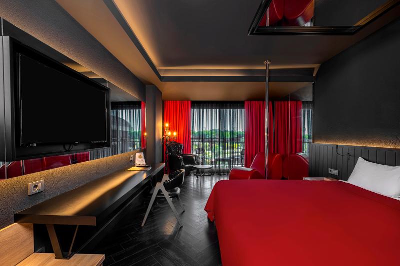 The X Belek image