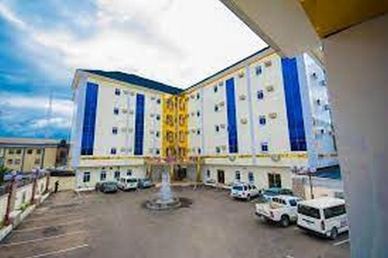 Immaculate Golden Hotels image