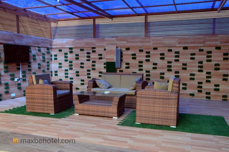 Maxbe Continental Hotel