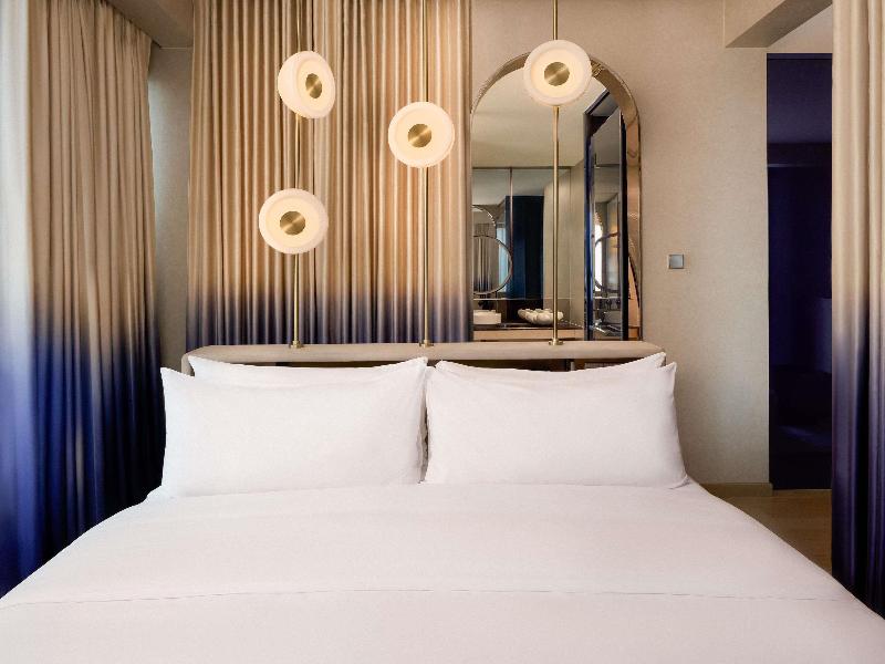 Mondrian Singapore Duxton image