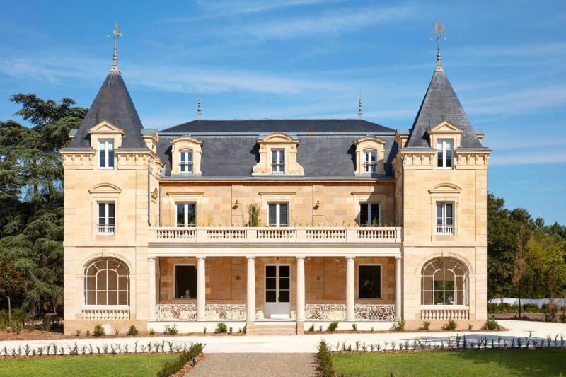 Chateau Leognan image