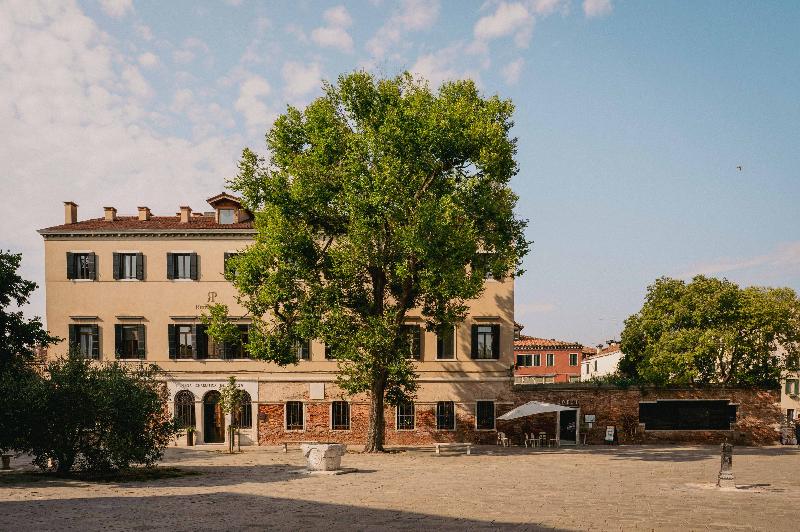 Rimon Place - The Kosher House