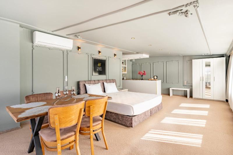 Olsen Hotels image