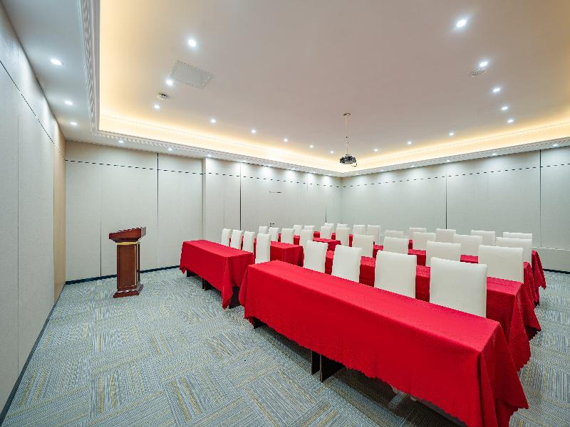 Holiday Inn Express Chengdu Tianfu Square