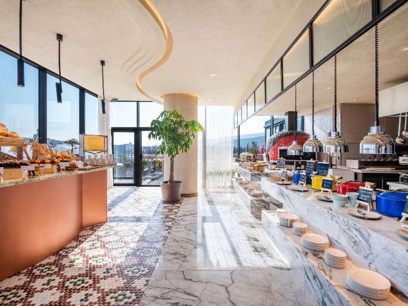 Swissôtel Tbilisi image