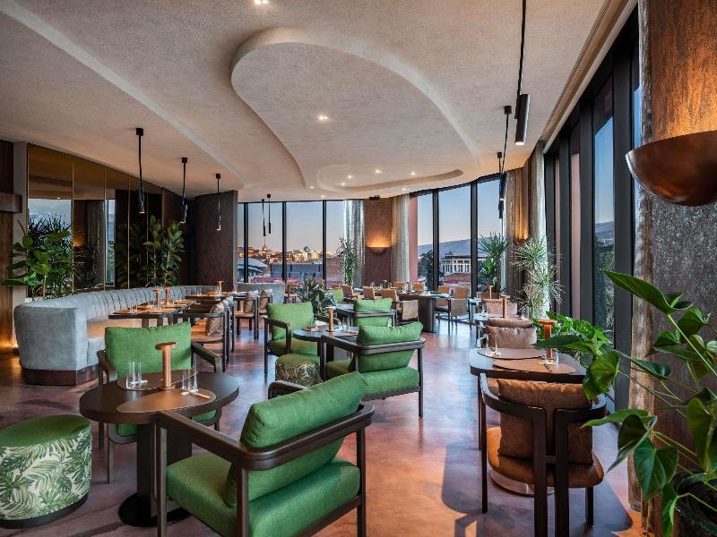 Swissôtel Tbilisi image