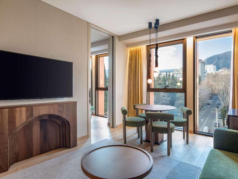 Swissôtel Tbilisi image