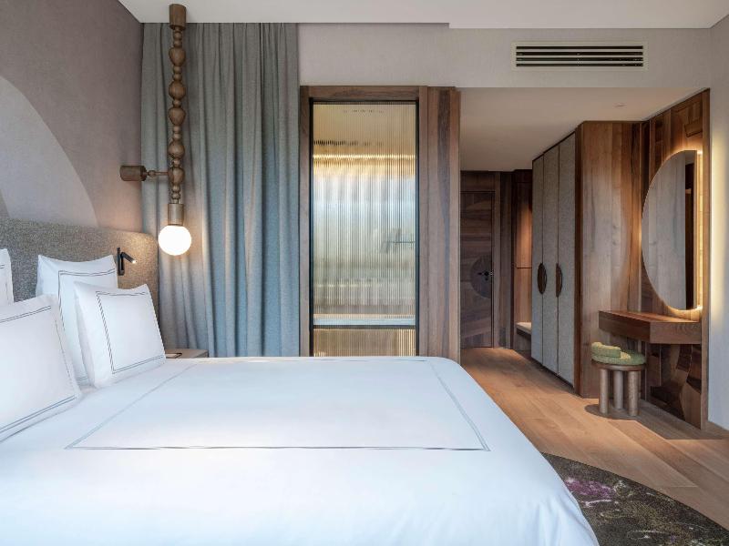 Swissôtel Tbilisi image
