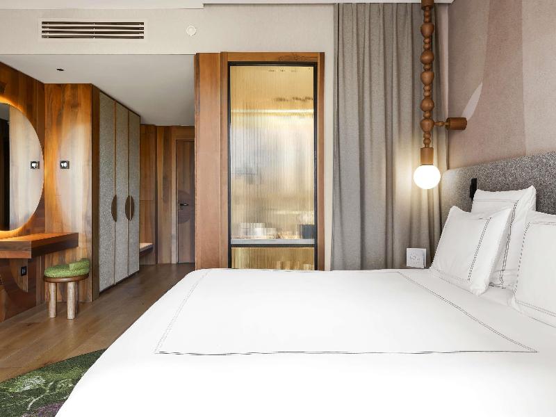 Swissôtel Tbilisi image