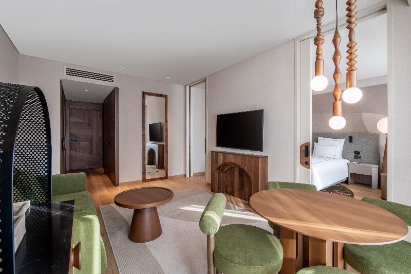 Swissôtel Tbilisi image