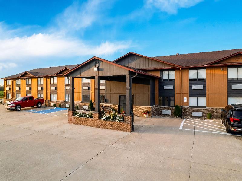 Super 8 by Wyndham Marston image