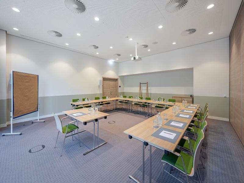 IntercityHotel Karlsruhe image