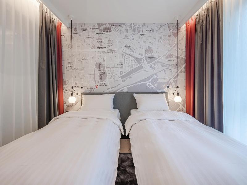 IntercityHotel Karlsruhe image