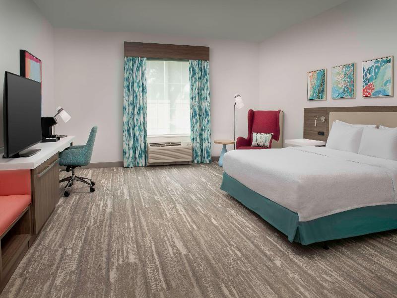 Hilton Garden Inn Pensacola Downtown image
