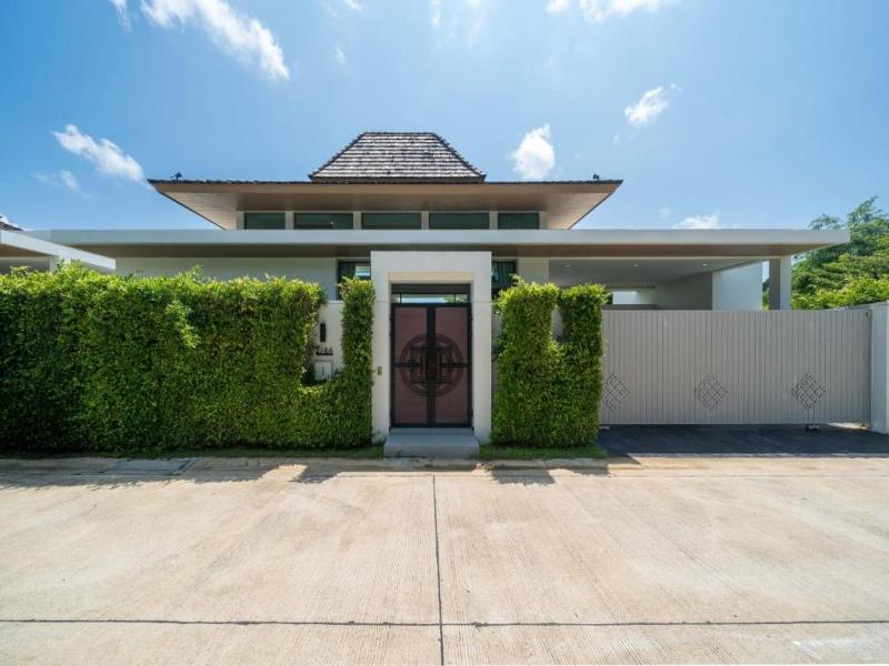 Escape Villas At Shambhala Grand Villa image