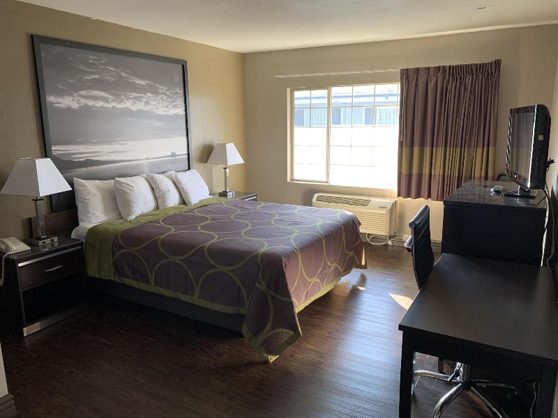 Skyways Hotel image
