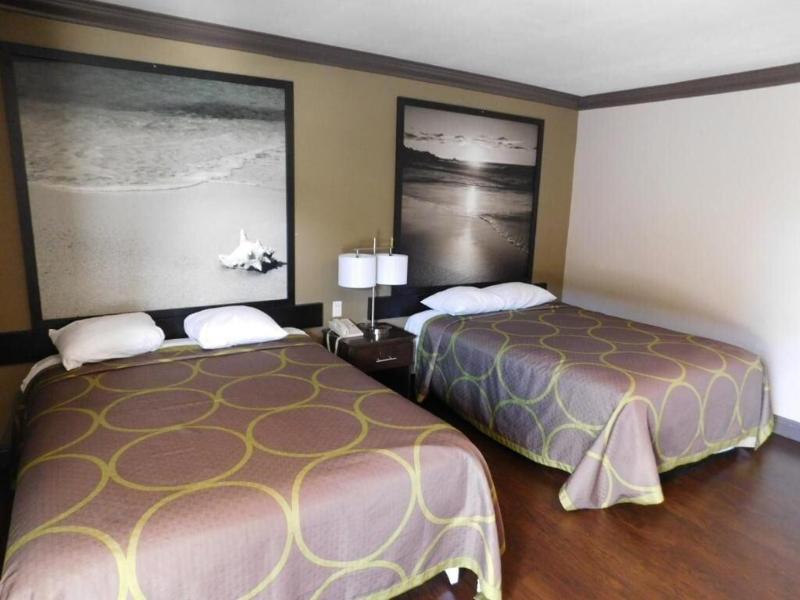 Skyways Hotel image